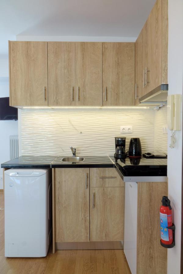 Cozy Studio In Koukaki Athens By Zain Exterior photo
